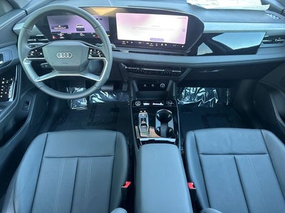 2027 Audi Q6 e-tron Premium quattro