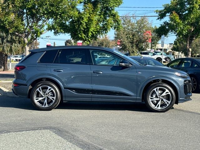 2027 Audi Q6 e-tron Premium quattro