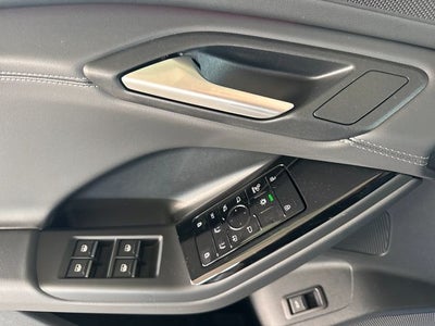 2027 Audi Q6 e-tron Premium quattro