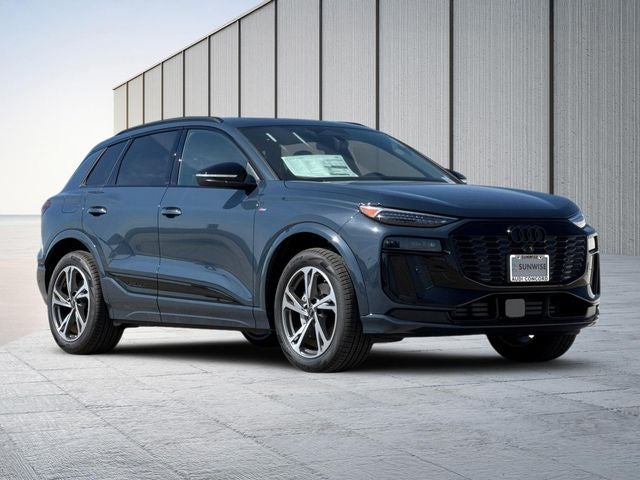 2027 Audi Q6 e-tron Premium quattro