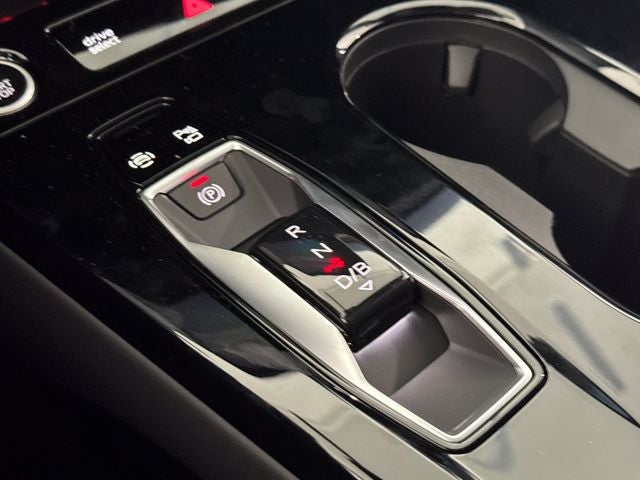 2027 Audi Q6 e-tron Premium quattro