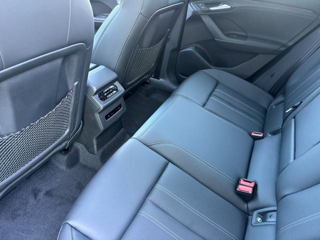 2027 Audi Q6 e-tron Premium quattro