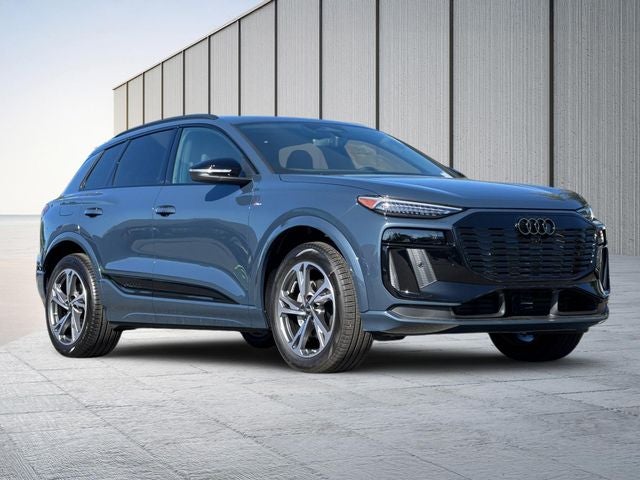 2027 Audi Q6 e-tron Premium quattro