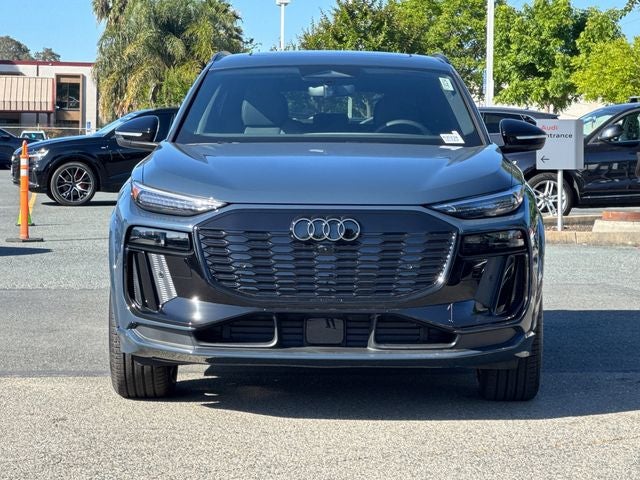 2027 Audi Q6 e-tron Premium quattro