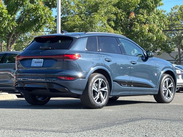 2027 Audi Q6 e-tron Premium quattro