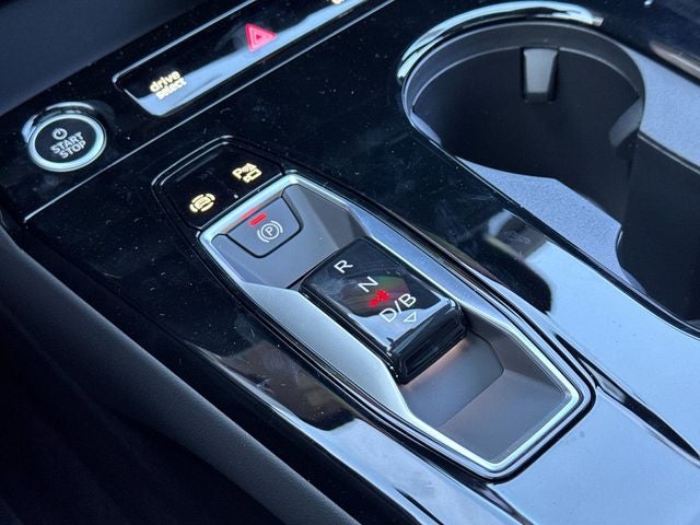 2027 Audi Q6 e-tron Premium quattro