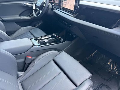 2027 Audi Q6 e-tron Premium Plus quattro