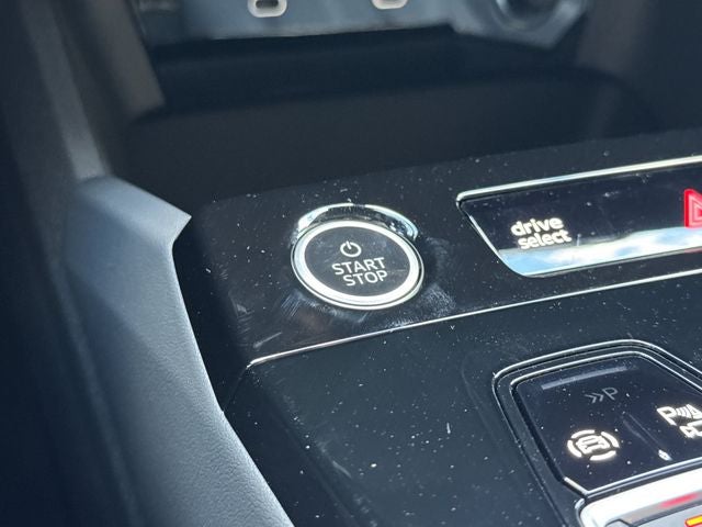 2027 Audi Q6 e-tron Premium Plus quattro