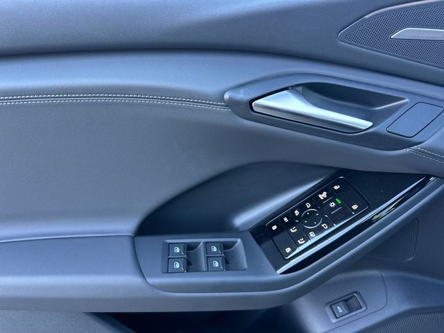 2027 Audi Q6 e-tron Premium Plus quattro