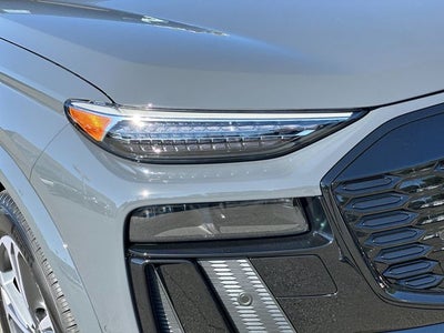 2027 Audi Q6 e-tron Premium Plus quattro