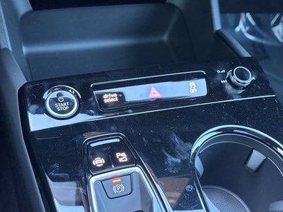 2027 Audi Q6 e-tron Premium quattro