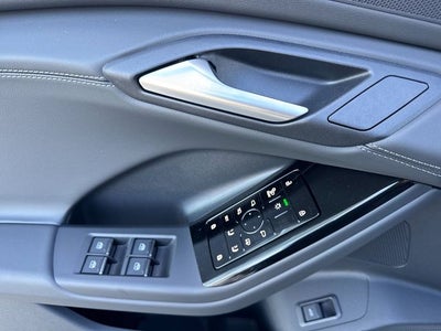 2027 Audi Q6 e-tron Premium quattro