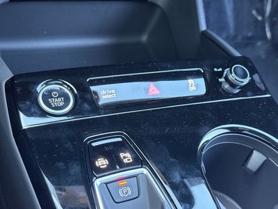 2027 Audi Q6 e-tron Premium Plus quattro