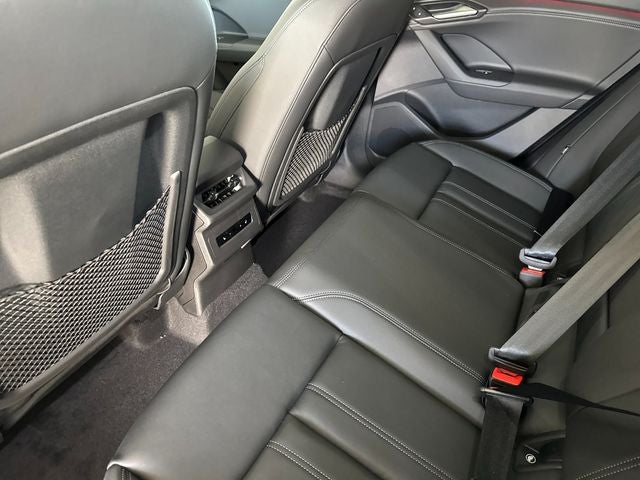 2027 Audi Q6 e-tron Premium Plus quattro