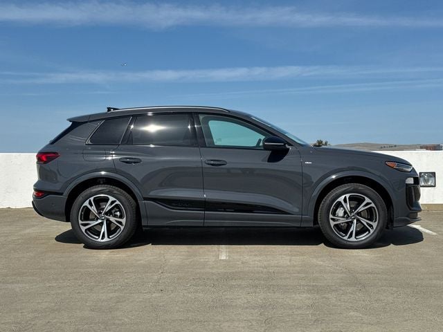 2027 Audi Q6 e-tron Premium Plus quattro