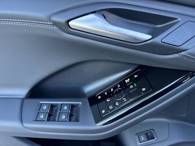 2027 Audi Q6 e-tron Premium quattro
