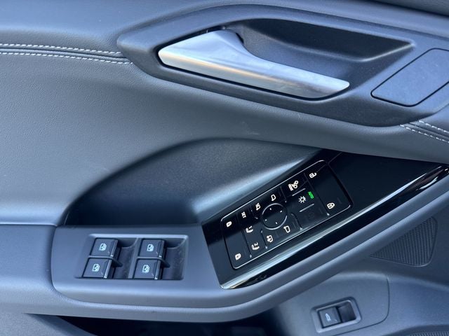 2027 Audi Q6 e-tron Premium quattro