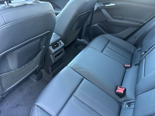2027 Audi Q6 e-tron Premium quattro