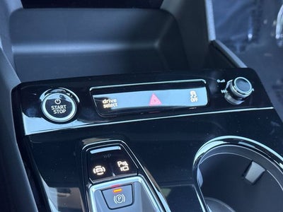 2027 Audi Q6 e-tron Premium quattro