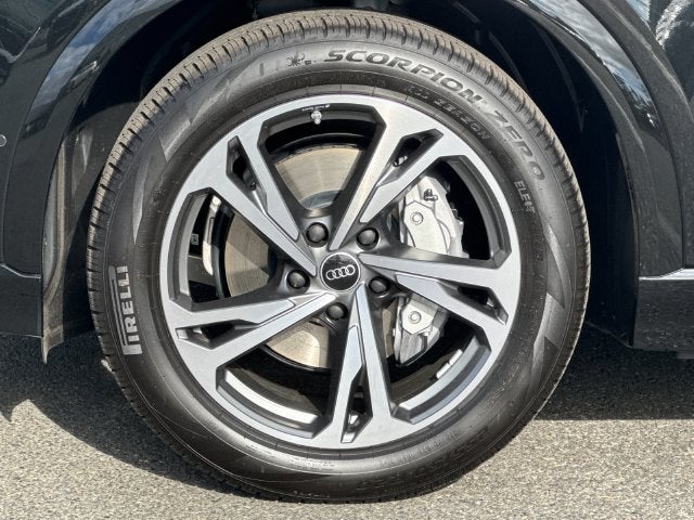 2027 Audi Q6 e-tron Premium Plus quattro
