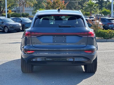 2027 Audi Q6 e-tron Premium Plus quattro