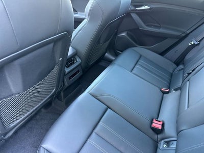 2027 Audi Q6 e-tron Premium quattro
