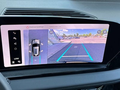 2027 Audi Q6 e-tron Premium quattro