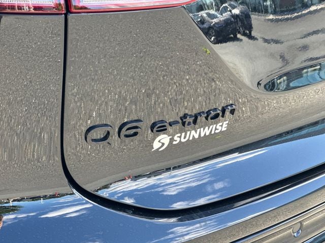 2027 Audi Q6 e-tron Premium quattro