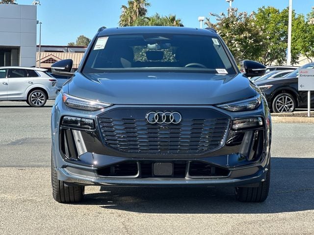 2027 Audi Q6 e-tron Premium Plus quattro