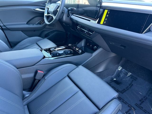 2027 Audi Q6 e-tron Premium Plus quattro