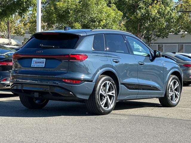 2027 Audi Q6 e-tron Premium Plus quattro