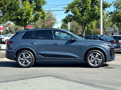 2027 Audi Q6 e-tron Premium Plus quattro