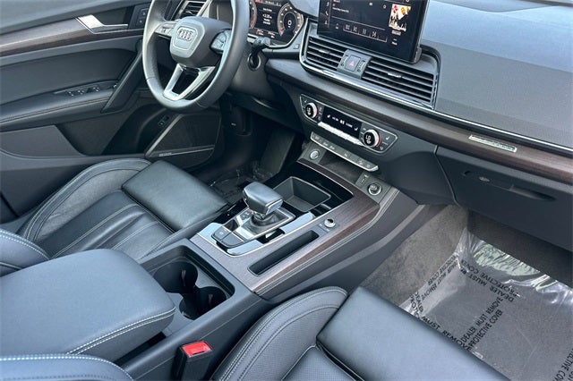 2023 Audi Q5 Sportback 45 S line Premium quattro