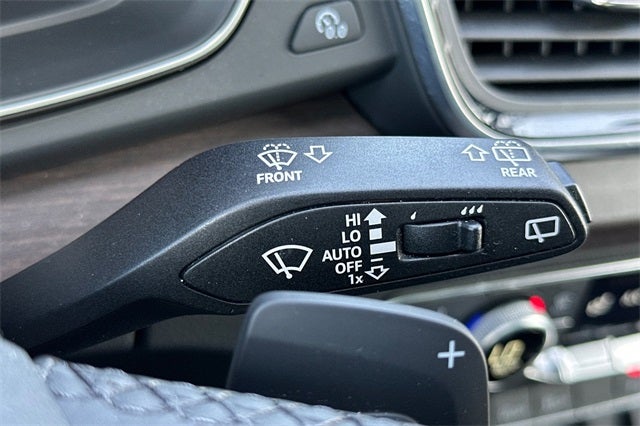 2023 Audi Q5 Sportback 45 S line Premium quattro