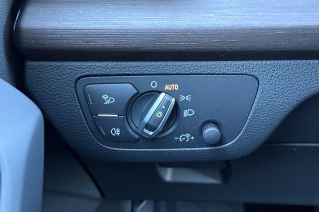 2023 Audi Q5 Sportback 45 S line Premium quattro