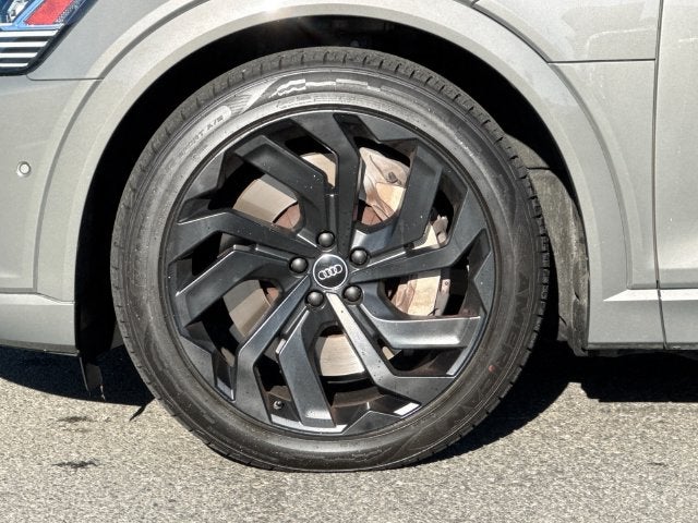 2024 Audi Q8 e-tron Premium Plus quattro