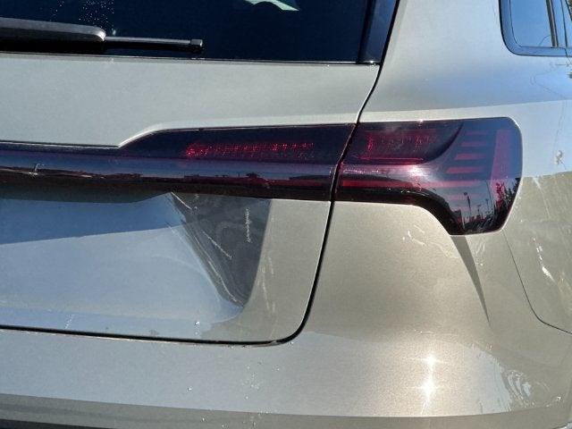 2024 Audi Q8 e-tron Premium Plus quattro