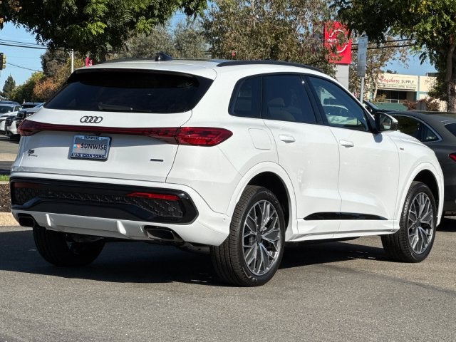 2026 Audi Q5 2.0T Premium Plus quattro