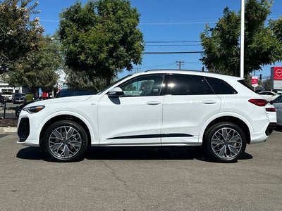 2026 Audi Q5 2.0T Premium Plus quattro
