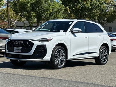 2026 Audi Q5 2.0T Premium Plus quattro