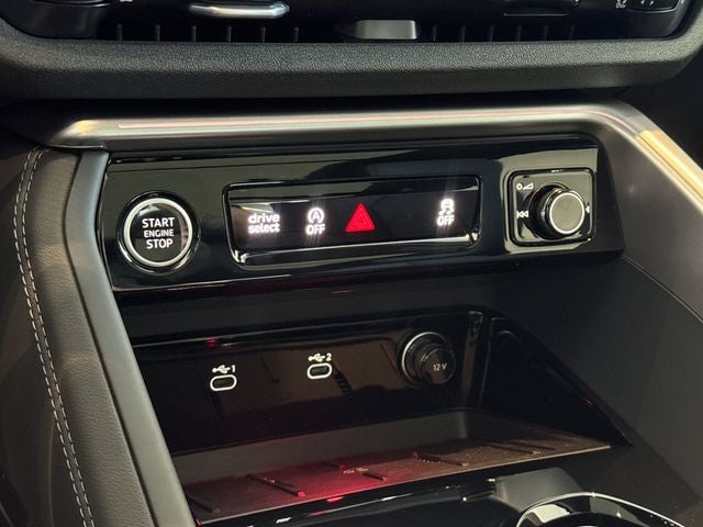 2026 Audi Q5 2.0T Premium Plus quattro