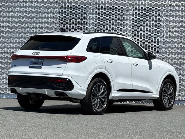 2026 Audi Q5 2.0T Premium Plus quattro