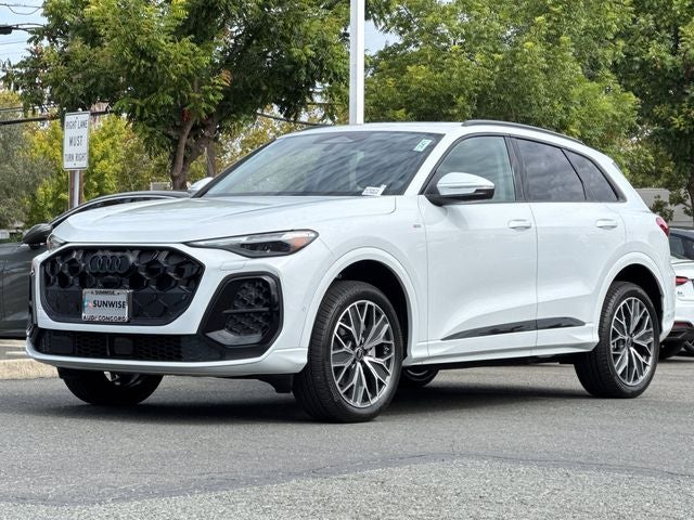 2026 Audi Q5 2.0T Premium Plus quattro