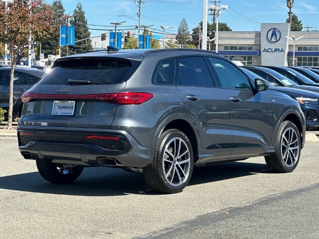 2026 Audi Q5 2.0T Premium Plus quattro