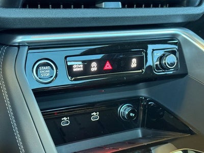 2026 Audi Q5 2.0T Premium Plus quattro