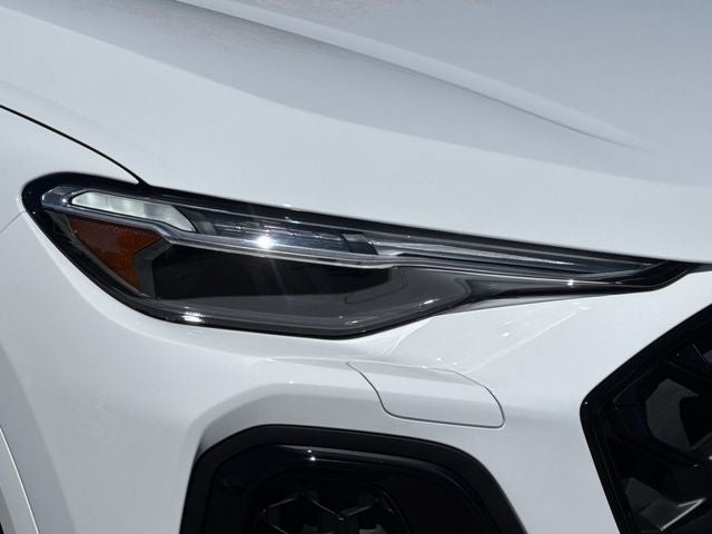 2026 Audi Q5 2.0T Premium Plus quattro