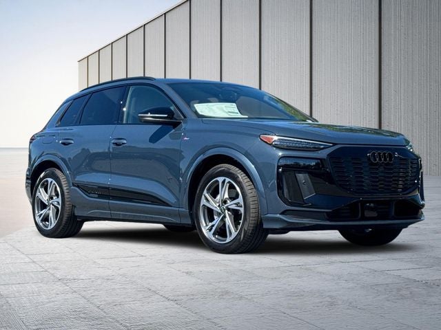 2027 Audi Q6 e-tron Premium quattro