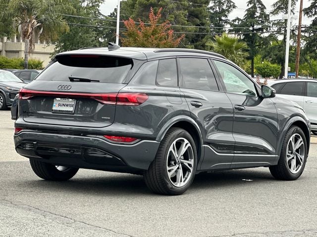2027 Audi Q6 e-tron Premium quattro