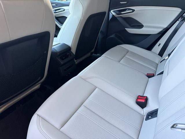 2027 Audi Q6 e-tron Prestige quattro