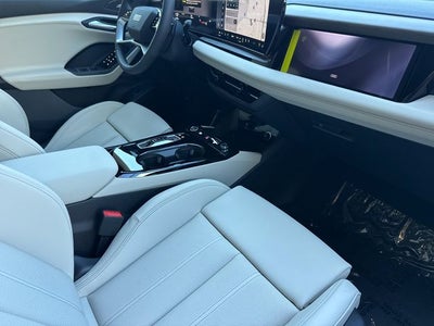 2027 Audi Q6 e-tron Prestige quattro